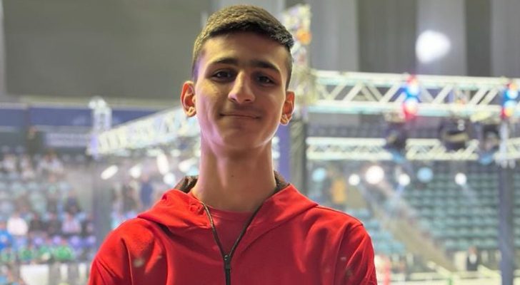 الحديدي يضمن الفوز بميدالية في بطولة آسيا للشباب والناشئين للملاكمة