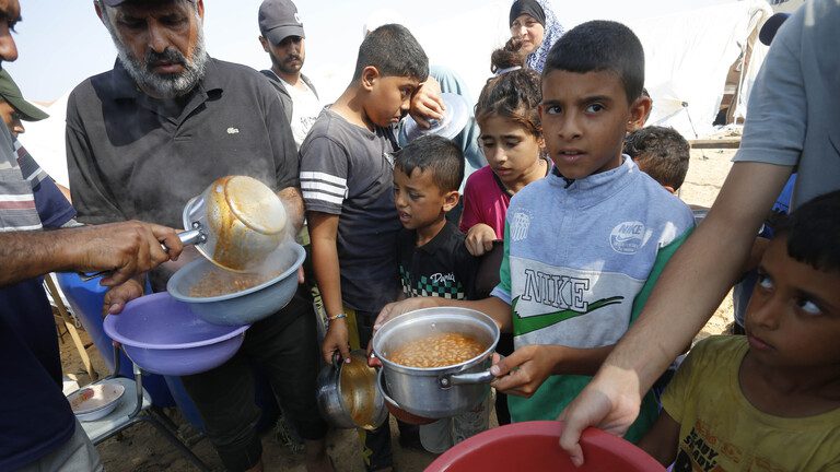صورة حول : الأغذية العالمي: أهل غزة يعانون من الجوع الأغذية العالمي: أهل غزة يعانون من الجوع