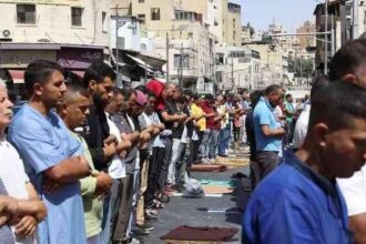 الأردنيون يؤدون صلاة الغائب على أرواح الشهداء الفلسطينيين الجمعة