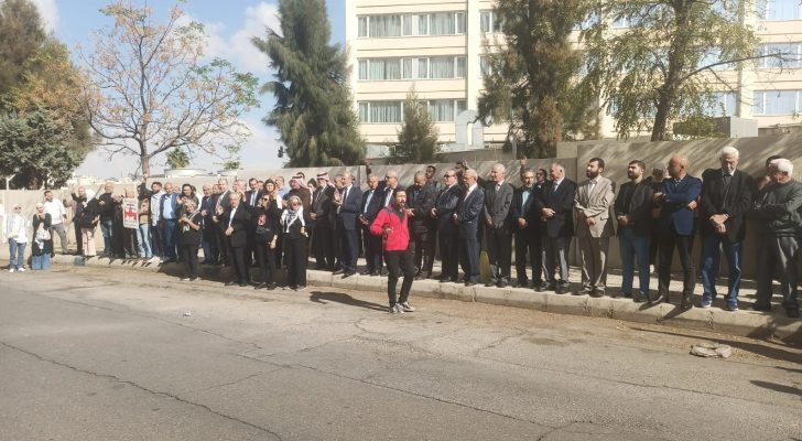 أردنيون يطالبون بإلغاء اتفاقية الماء مقابل الكهرباء مع تل أبيب