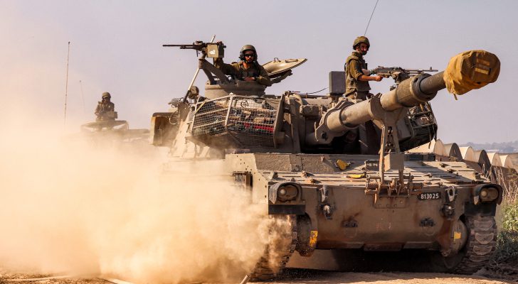 تدمير آليتين للعدو في منطقة الفراحين شرق خانيونس فجر اليوم