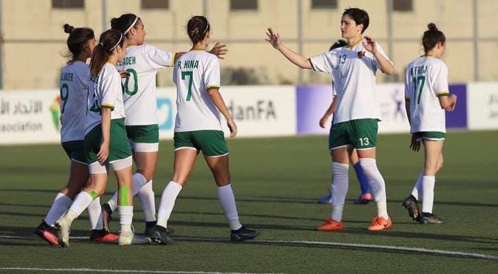 صورة حول : بفوز كاسح .. سيدات الأهلي ينتزعن وصافة دوري الدرجة الأولى لكرة القدم بفوز كاسح .. سيدات الأهلي ينتزعن وصافة دوري الدرجة الأولى لكرة القدم