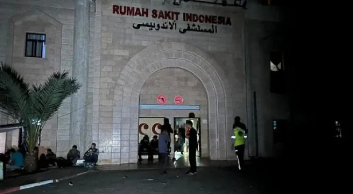 فجر الجمعة قوات الاحتلال تقتحم المستشفى الإندونيسي وتقتل سيدة