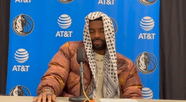 نجم إن بي إيه يظهر بالكوفية الفلسطينية