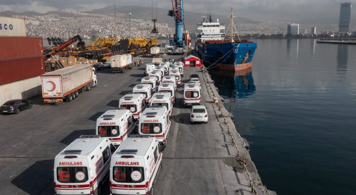 وصول سفينة تركية لإقامة ٨ مستشفيات ميدانية بغزة إلى ميناء العريش بمصر