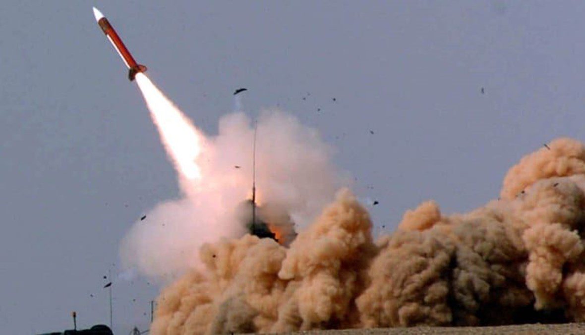 البحر الاحمر : صاروخ كروز يصيب ناقلة مواد كيميائية