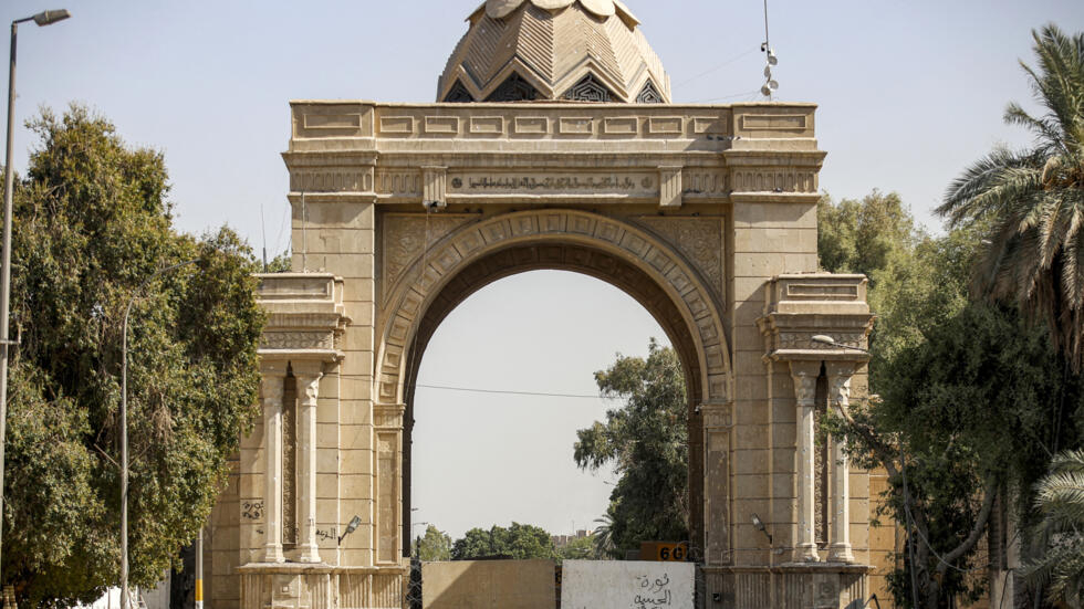 بغداد : استهداف سفارة الولايات المتحدة بثلاثة صواريخ