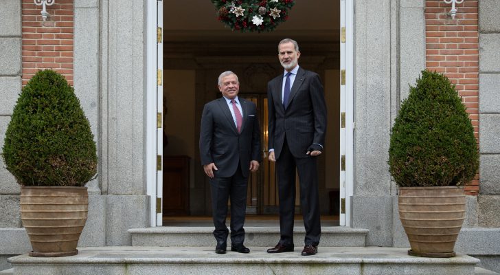 صورة حول : الملك يلتقي العاهل الإسباني بمدريد لبحث وقف إطلاق النار في غزة الملك يلتقي العاهل الإسباني بمدريد لبحث وقف إطلاق النار في غزة