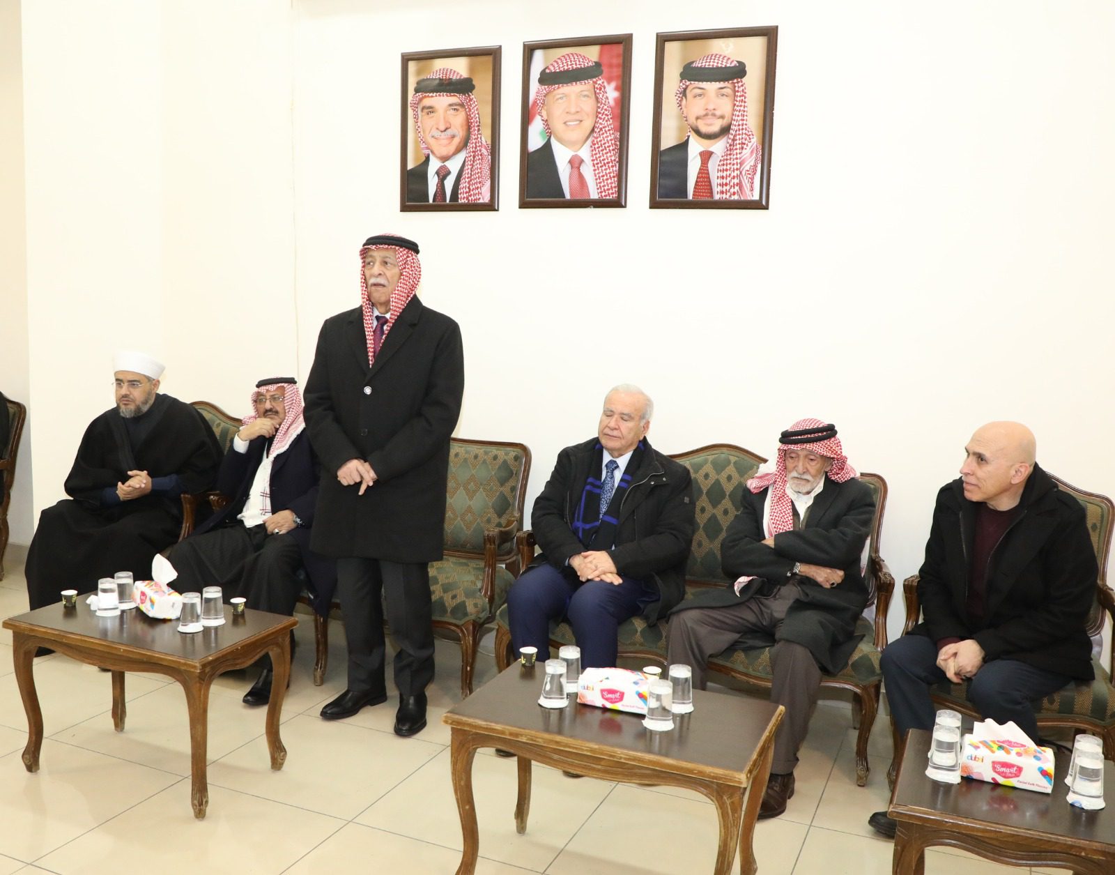 مندوبا عن الملك وولي العهد.. العيسوي يعزي الشباطات والسميرات والمجالي والمعاني والداوود والسماوي