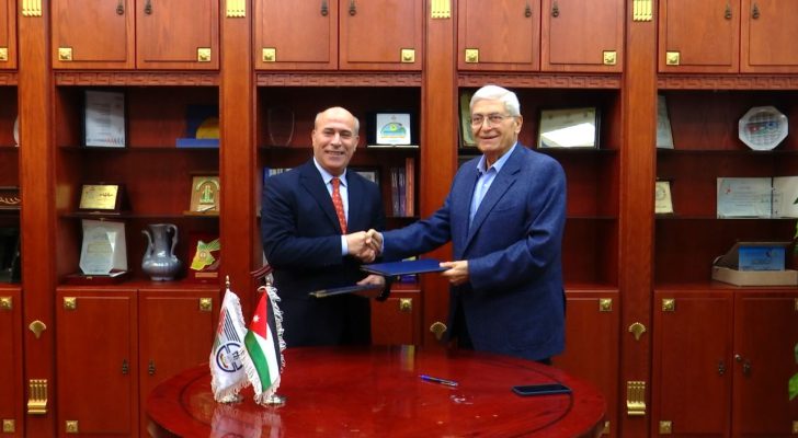 صورة حول : توقيع اتفاقية بين الوطنية لتعبئة الأيروسول والمؤسسة المدنية لتزويدها بسلة منتجات وطنية توقيع اتفاقية بين الوطنية لتعبئة الأيروسول والمؤسسة المدنية لتزويدها بسلة منتجات وطنية