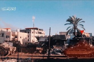 شاهد مشاهد من التحام مجاهدي القسام مع الاحتلال غرب خان يونس