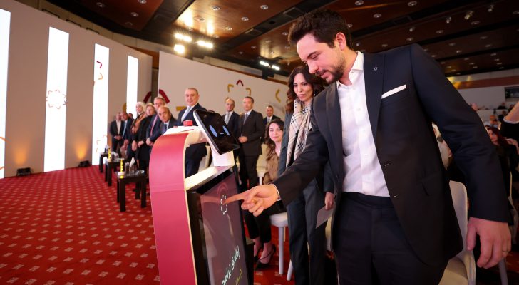 صورة حول : الأمير الحسين يرعى فعالية مؤسسة ولي العهد.. مسارٌ للفرص الأمير الحسين يرعى فعالية مؤسسة ولي العهد.. مسارٌ للفرص