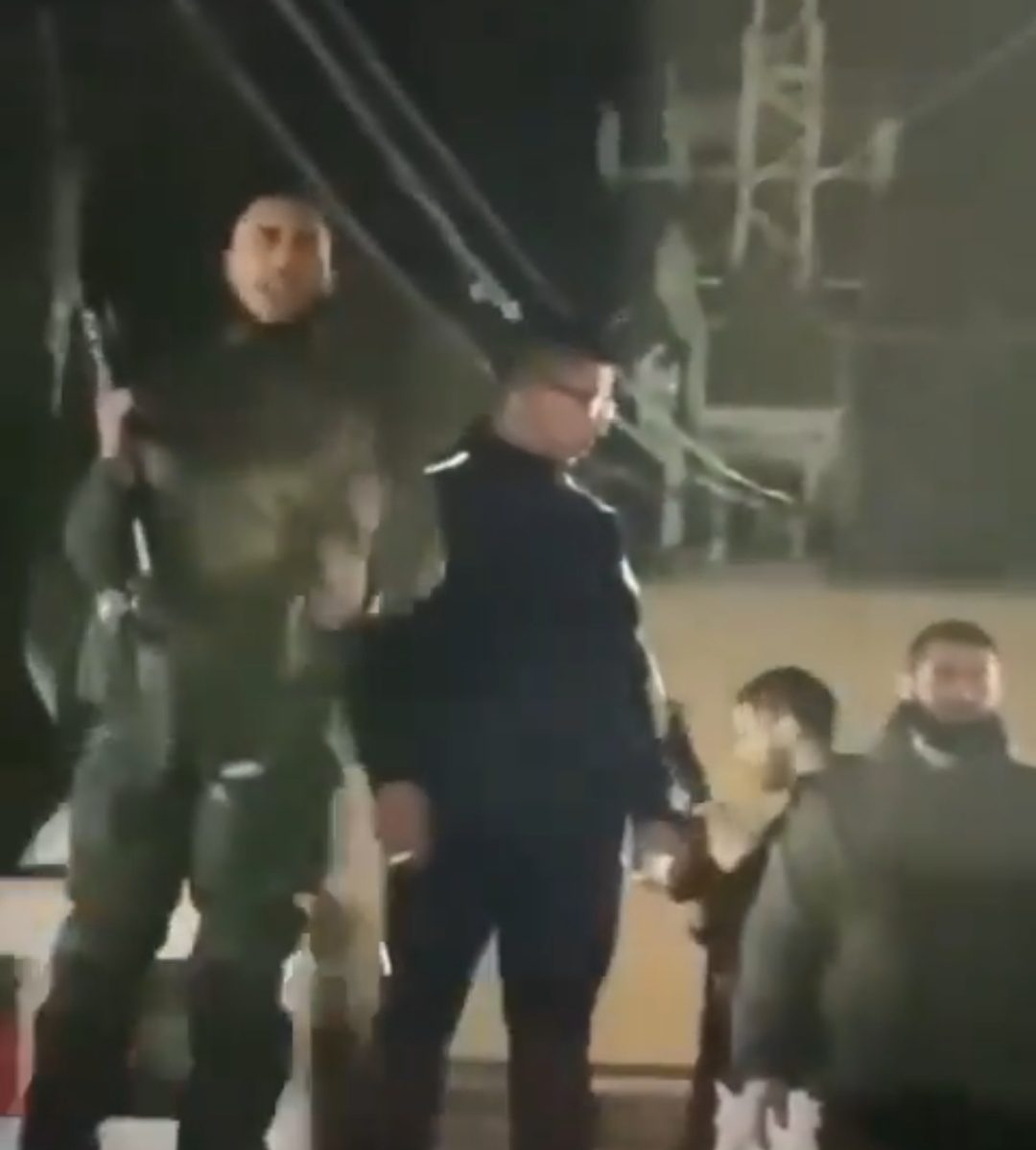 صورة حول : فيديو .. كتيبة طولكرم تعلن عن كمين محكم وقتل ضابط و٣ جنود من جيش الاحتلال فيديو .. كتيبة طولكرم تعلن عن كمين محكم وقتل ضابط و٣ جنود من جيش الاحتلال