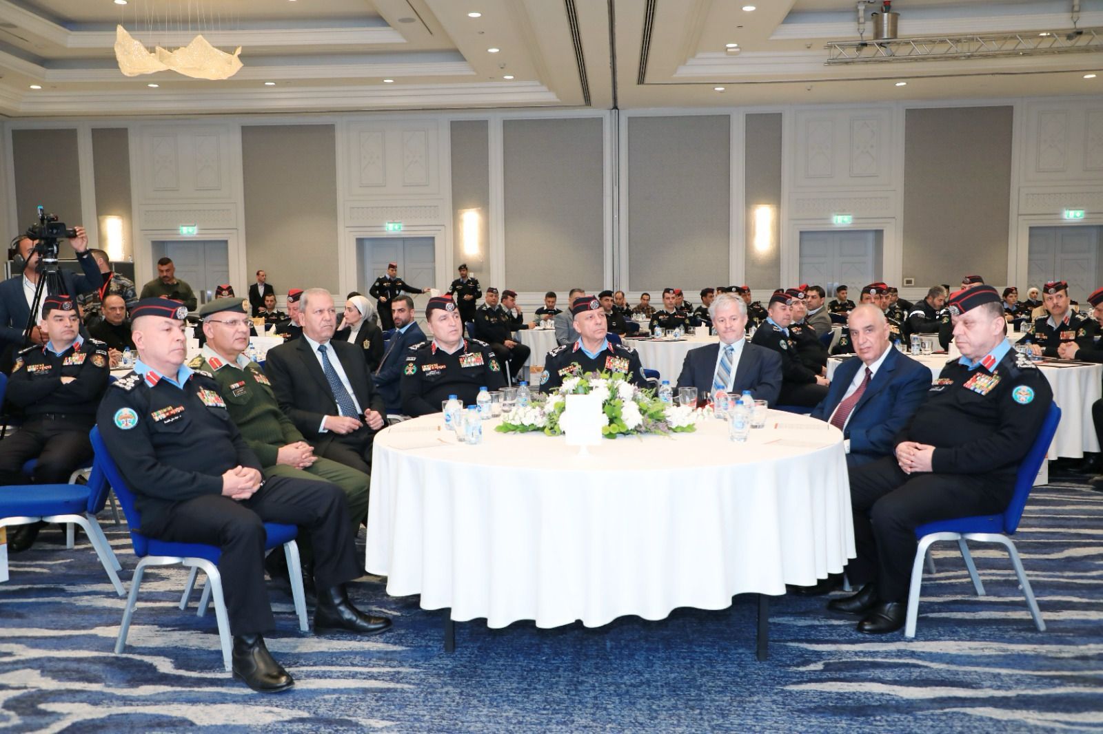 صورة حول : مديرية الأمن العام تحتفل باليوم العالمي للدفاع المدني مديرية الأمن العام تحتفل باليوم العالمي للدفاع المدني