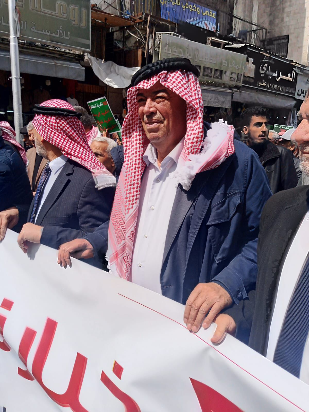 صورة حول : من الكرامة إلى غزة.. المقاومة خيارنا من الكرامة إلى غزة.. المقاومة خيارنا