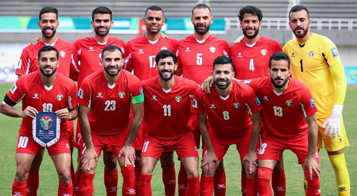 تذكرة بقيمة ألف دينار لثمانية أشخاص في مباراة النشامى وباكستان