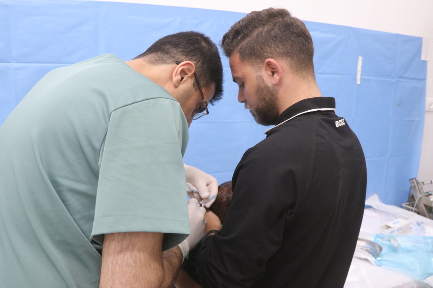 طواقم المستشفى الميداني الأردني غزة /78 تباشر أعمالها