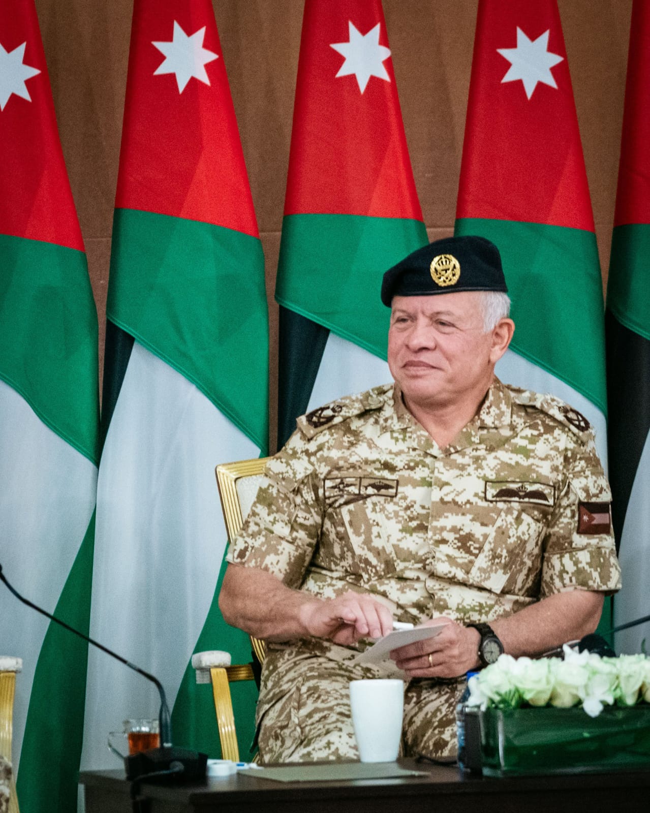 الملك يتابع تمرين "سواعد النشامى" لمديرية الدفاع المدني