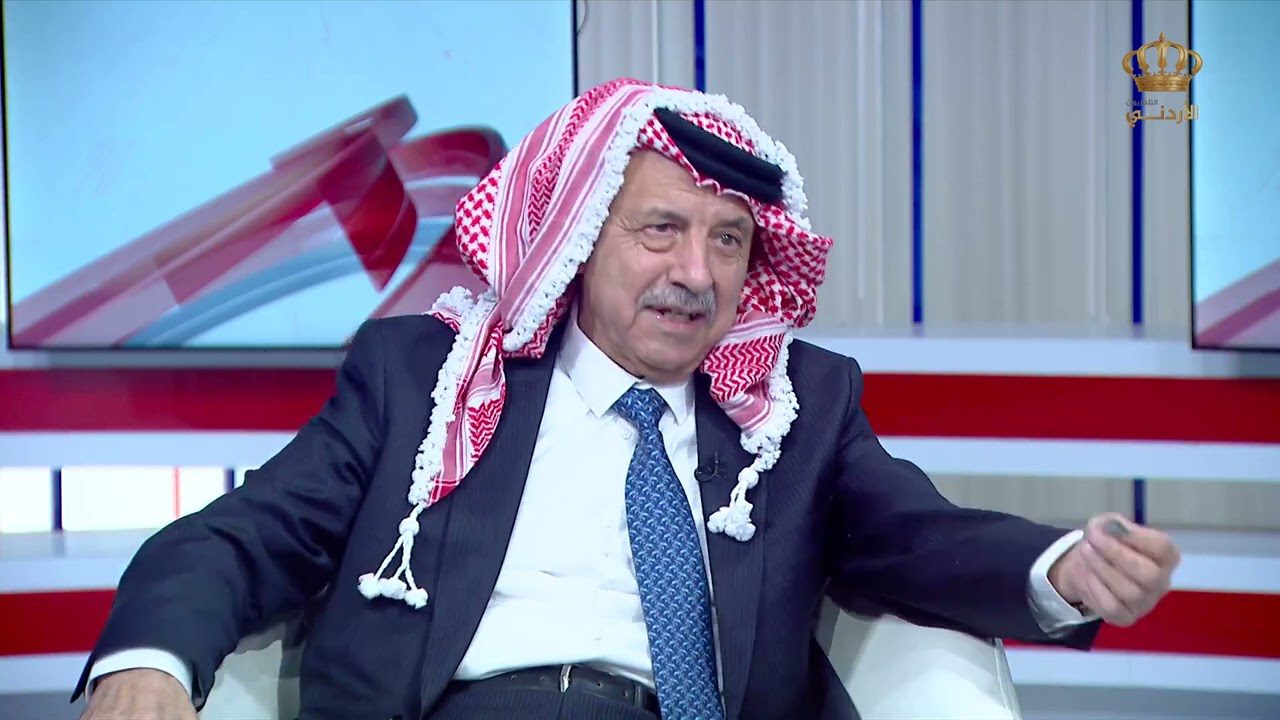 صورة حول : كريشان يتابع سير انتخابات رؤساء ونواب رؤساء مجالس المحافظات كريشان يتابع سير انتخابات رؤساء ونواب رؤساء مجالس المحافظات