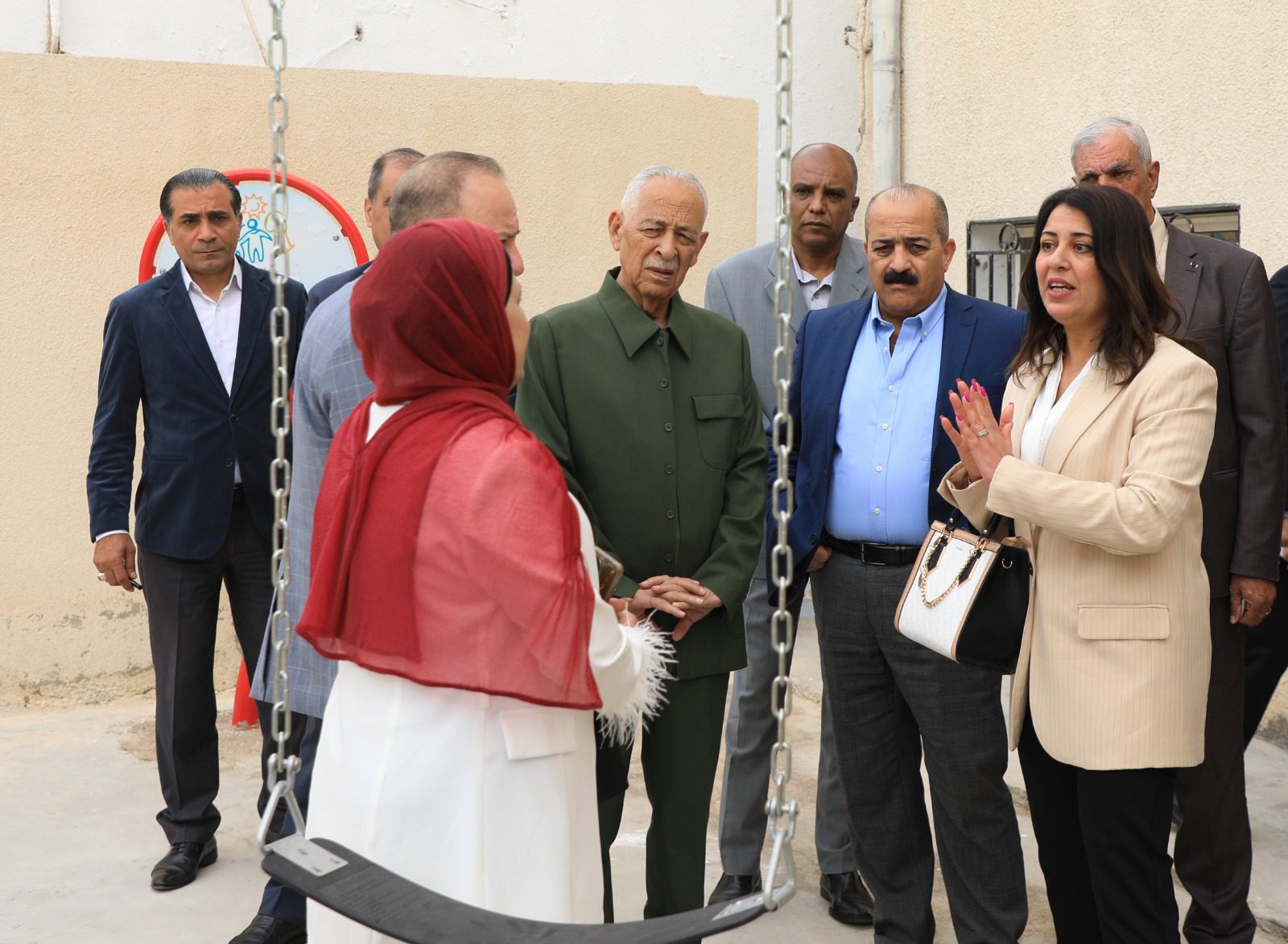 صورة حول : رئيس الديوان الملكي يفتتح مشاريع مبادرات ملكية في محافظة إربد رئيس الديوان الملكي يفتتح مشاريع مبادرات ملكية في محافظة إربد