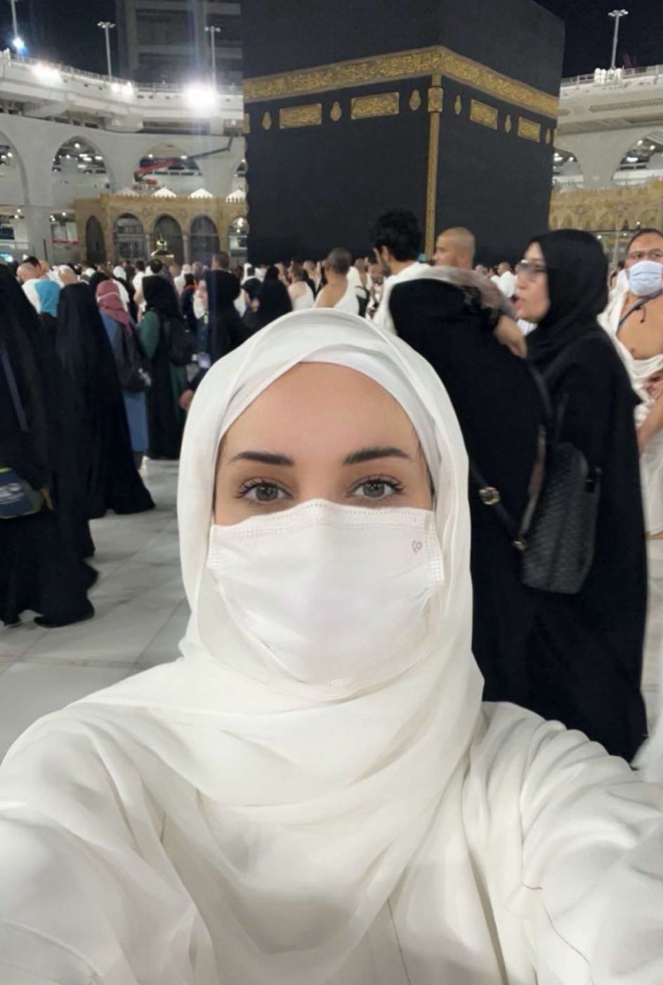 ديانا حداد مِن مكة: «اللهُمَّ لك الحمد»