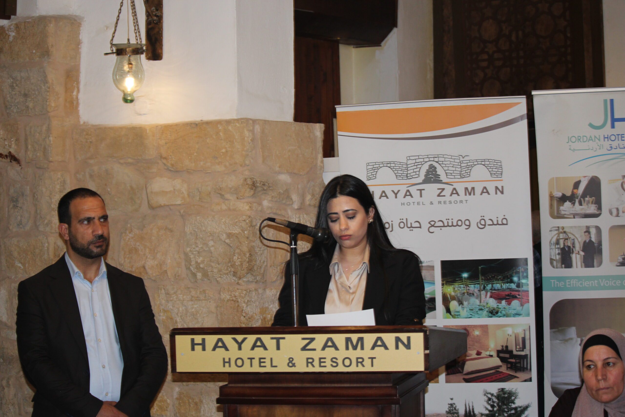 هلالات خلال جولة إعلامية في البترا : الخدمات تواجه تحديات حرجة عدة