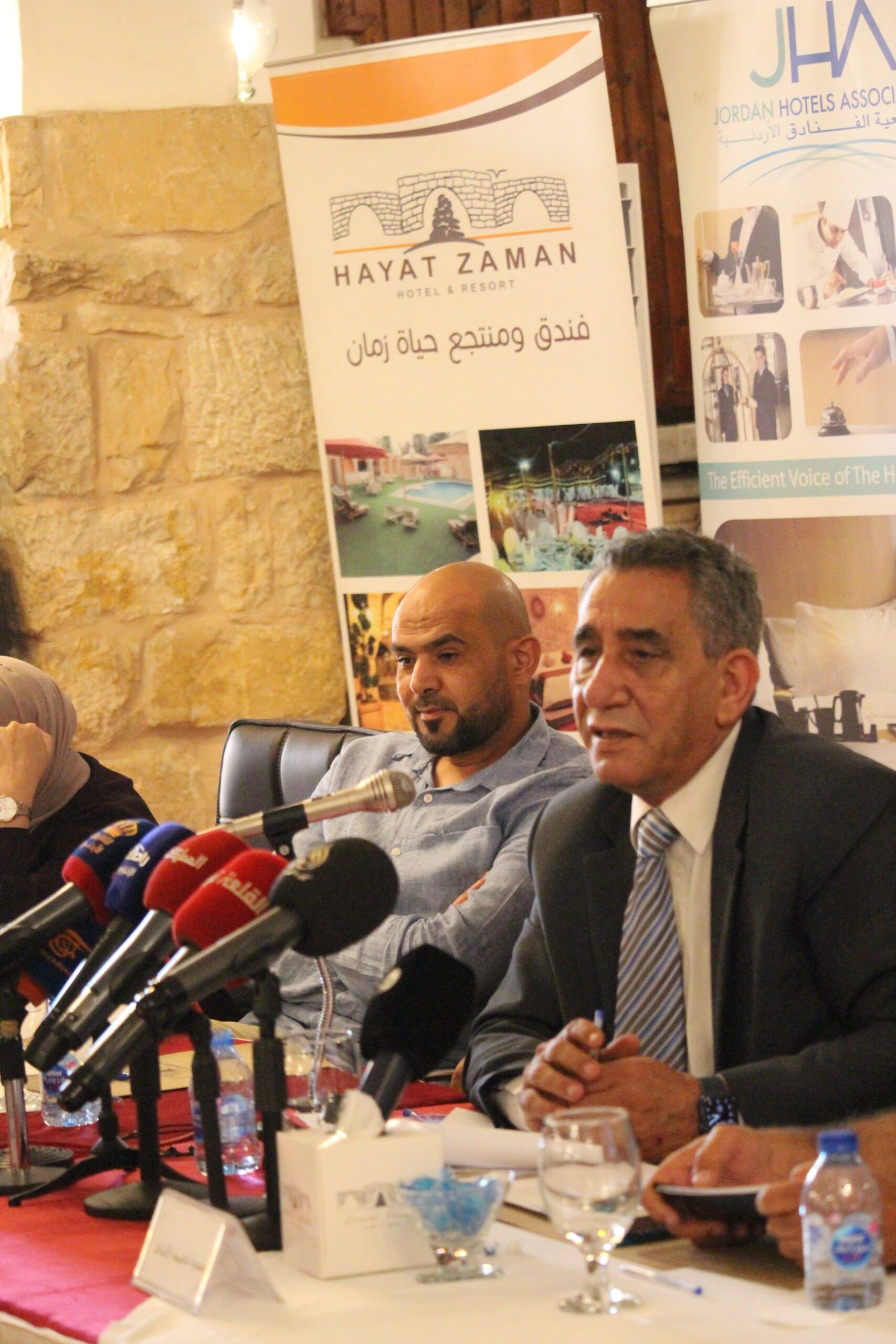 صورة حول : هلالات خلال جولة إعلامية في البترا : الخدمات تواجه تحديات حرجة عدة هلالات خلال جولة إعلامية في البترا : الخدمات تواجه تحديات حرجة عدة