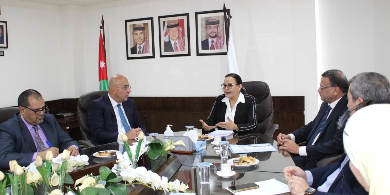 صورة حول : ما هي القيمة المضافة ليرأس مجلس استثمار أموال الضمان صاحب معرض سيارات مقيم خارج الأردن ما هي القيمة المضافة ليرأس مجلس استثمار أموال الضمان صاحب معرض سيارات مقيم خارج الأردن