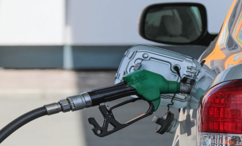 صورة حول : هاشم عقل: يتوقع أن ترتفع أسعار المحروقات الشهر المقبل هاشم عقل: يتوقع أن ترتفع أسعار المحروقات الشهر المقبل