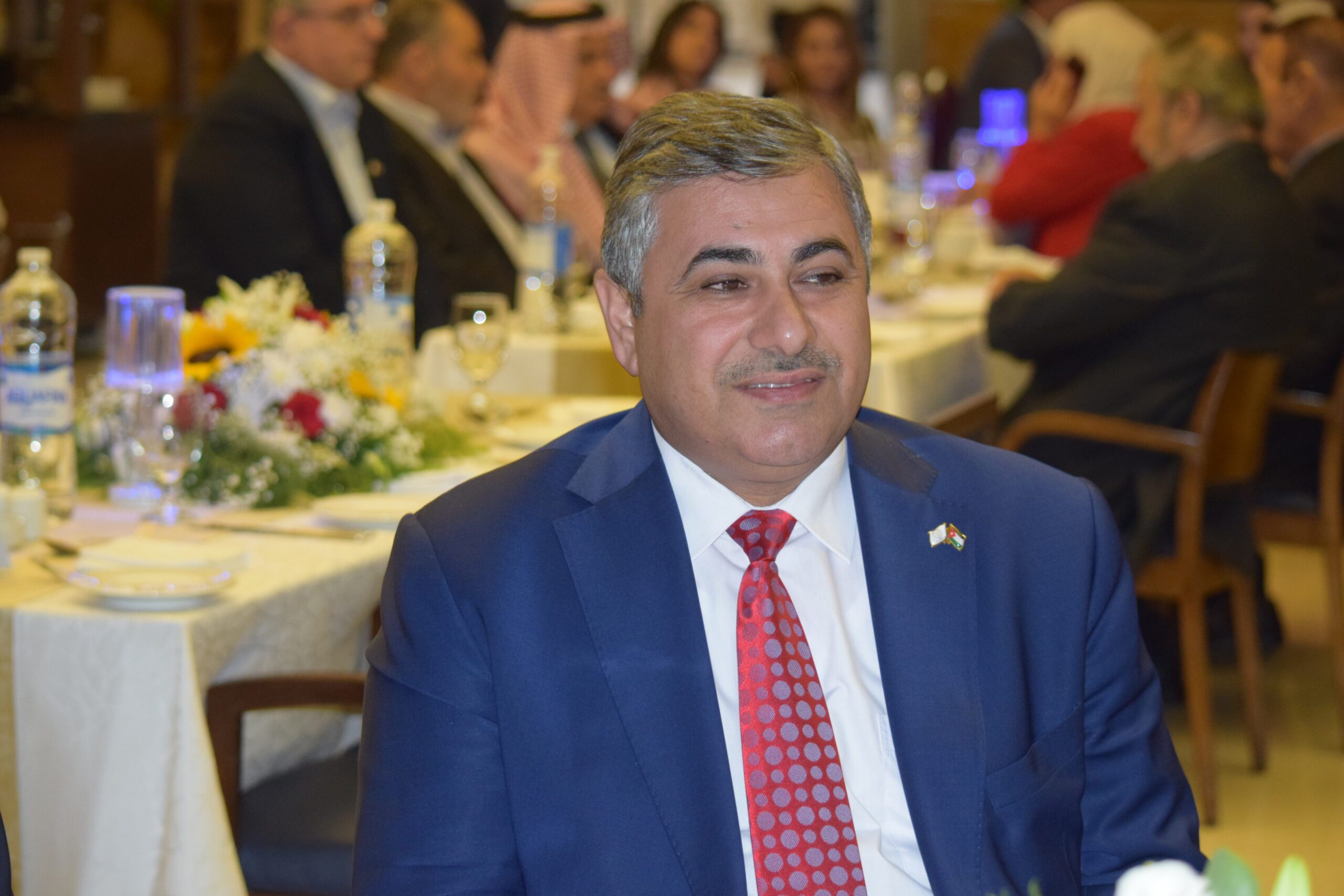 صورة حول : الاتحاد العام لنقابات عمال الأردن يحتفل بذكرى الاستقلال: تكريم للإنجازات ودعم للتعاون الوطنيّ في رحلة بناء مستقبل مُشرق الاتحاد العام لنقابات عمال الأردن يحتفل بذكرى الاستقلال: تكريم للإنجازات ودعم للتعاون الوطنيّ في رحلة بناء مستقبل مُشرق