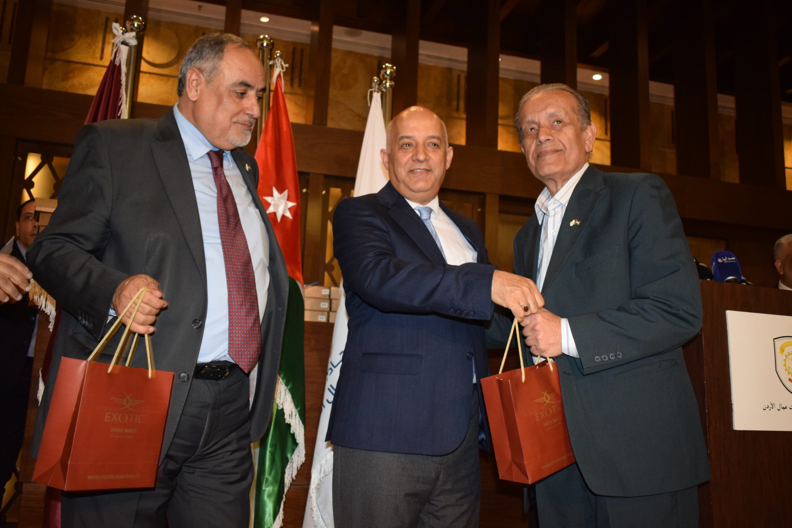 الاتحاد العام لنقابات عمال الأردن يحتفل بذكرى الاستقلال: تكريم للإنجازات ودعم للتعاون الوطنيّ في رحلة بناء مستقبل مُشرق