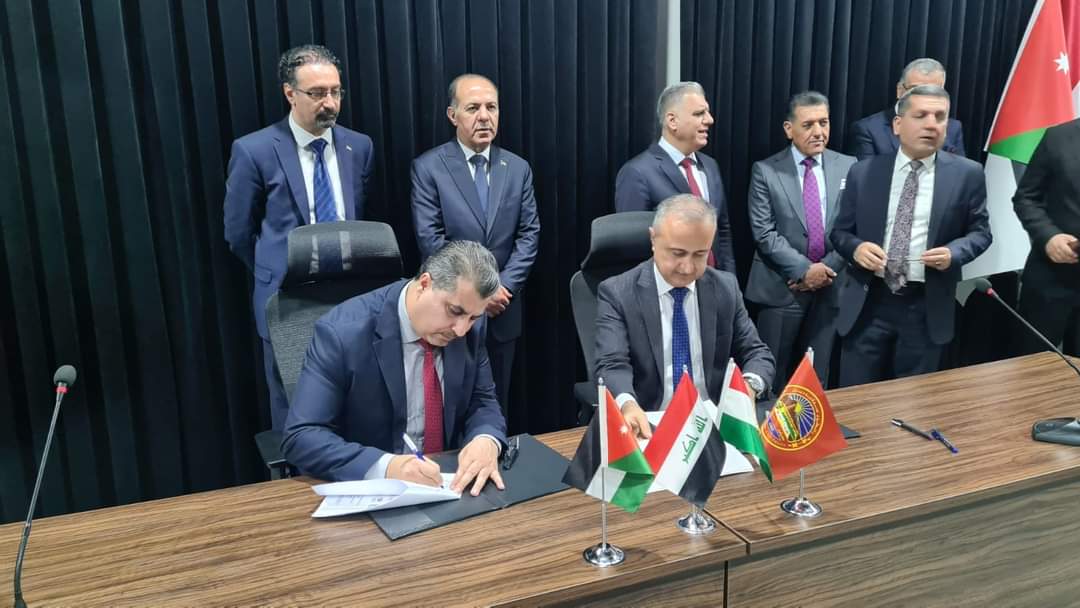 صورة حول : جامعة البترا توقع مذكرة تفاهم مع جامعات أربيل (إربِل) في إقليم كردستان العراق جامعة البترا توقع مذكرة تفاهم مع جامعات أربيل (إربِل) في إقليم كردستان العراق