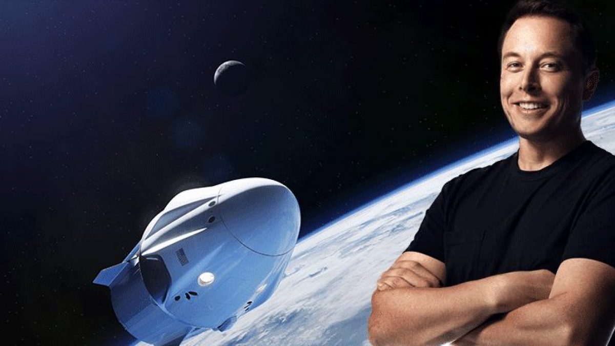 إيلون ماسك: قريباً سنتمكن من العيش على القمر