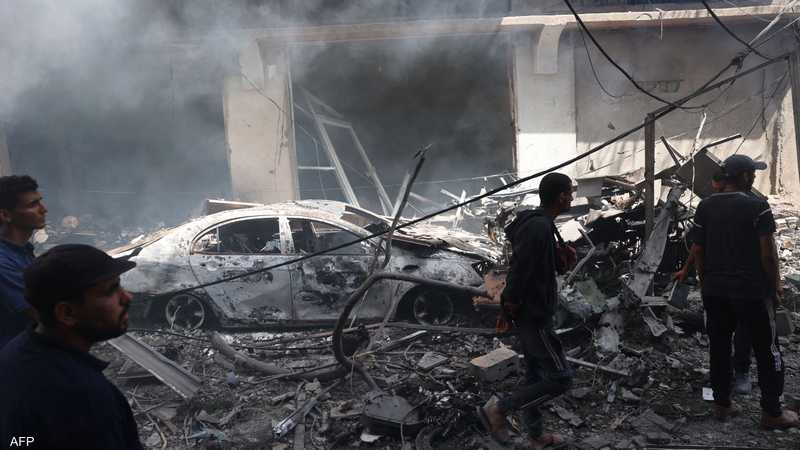 صورة حول : 17 شهيدا في غارات إسرائيلية على مخيمي النصيرات والبريج 17 شهيدا في غارات إسرائيلية على مخيمي النصيرات والبريج