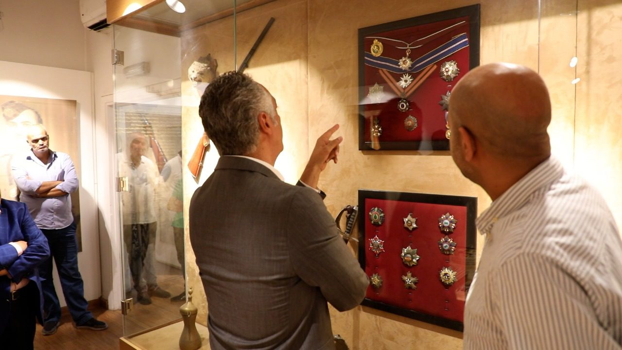 وزير السياحة يتفقد متحف المشير حابس المجالي/ صور وفيديو