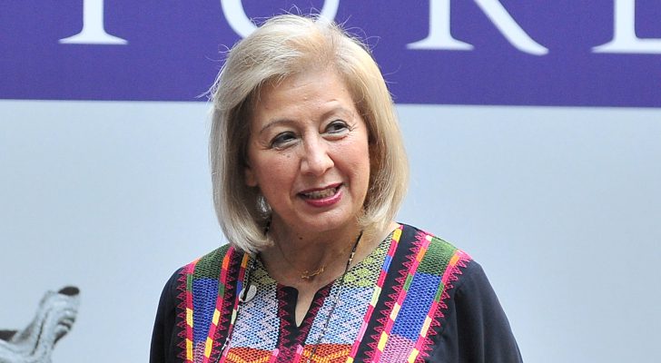 صورة حول : وزيرة الثقافة تنشر أبيات شعر على الفيسبوك وزيرة الثقافة تنشر أبيات شعر على الفيسبوك