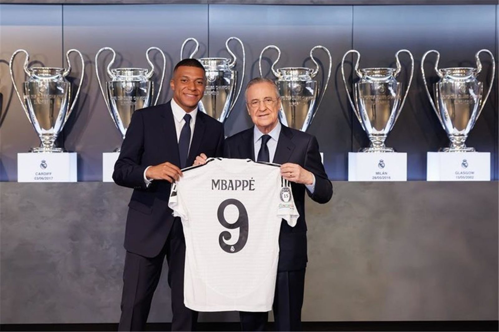 صورة حول : مبيعات قمصان مبابي تتجاوز بيلنغهام بخمسة أضعاف مبيعات قمصان مبابي تتجاوز بيلنغهام بخمسة أضعاف