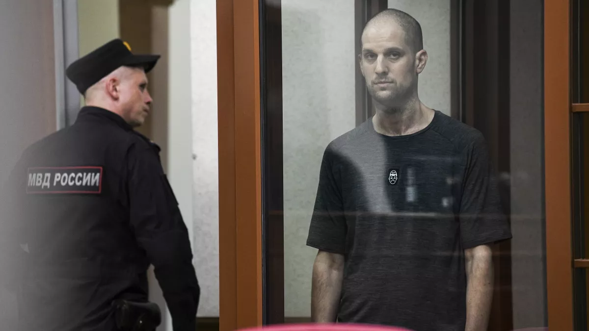 صورة حول : روسيا تحكم على مراسل "وول ستريت جورنال" بالسجن 16 عامًا روسيا تحكم على مراسل "وول ستريت جورنال" بالسجن 16 عامًا