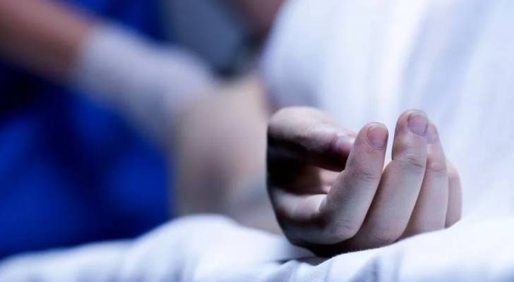 صورة حول : البلقاء: مقتل فتاه تبلغ من العمر 15 عاماً على يد زوجة والدها البلقاء: مقتل فتاه تبلغ من العمر 15 عاماً على يد زوجة والدها