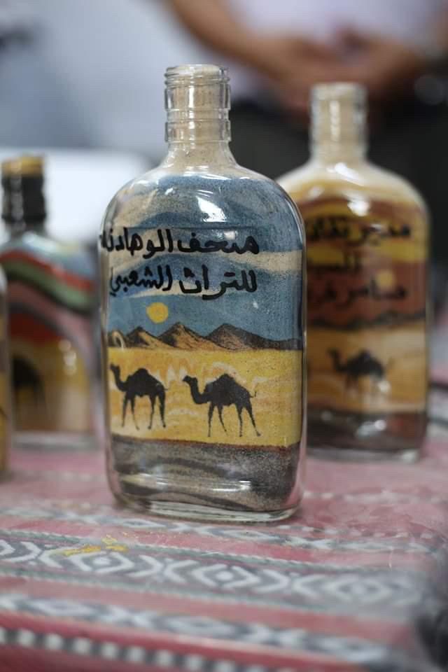 فريحات يفتتح ورشة تعبئة الزجاج بالرمل في الوهادنة بحضور مدير السياحة