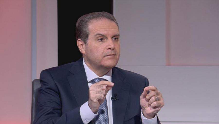 الحكومة تلغي لائحة الأجور الطبية الصادرة في يونيو الماضي