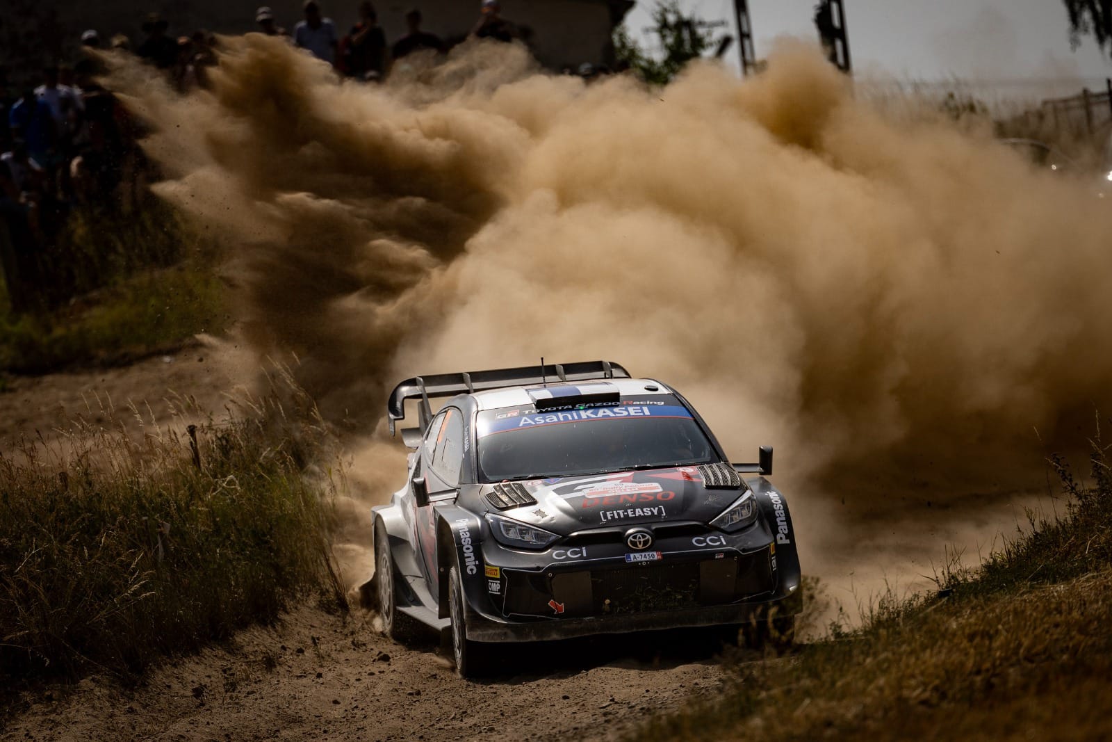 صورة حول : فريق تويوتا جازو للسباقات يحقق الفوز بالمركزين الأول والثاني في رالي بولندا فريق تويوتا جازو للسباقات يحقق الفوز بالمركزين الأول والثاني في رالي بولندا