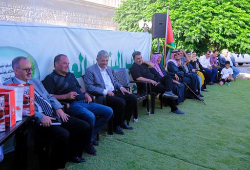 صورة حول : حزب البناء والعمل يكرم ايتام جمعية نبض القلب الخيرية حزب البناء والعمل يكرم ايتام جمعية نبض القلب الخيرية