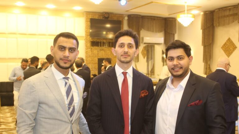 القيسي والبداينة نسايب " النائب نصار القيسي طلب والدكتور خالد البداينة أعطى "