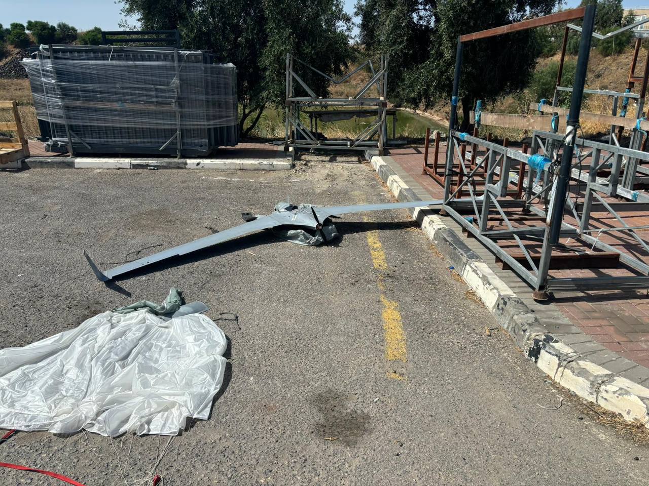 صورة حول : مصدر أمني إسرائيلي: حزب الله أطلق عدد من الطائرات المسيرة على الأراضي الإسرائيلية(فيديو) مصدر أمني إسرائيلي: حزب الله أطلق عدد من الطائرات المسيرة على الأراضي الإسرائيلية(فيديو)