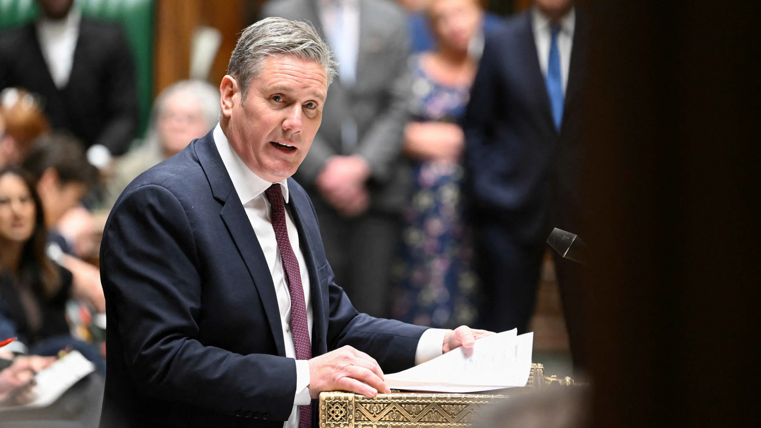 صورة حول : رئيس الوزراء البريطاني يعلن عَن تغيير جذري في سياسة الهجرة رئيس الوزراء البريطاني يعلن عَن تغيير جذري في سياسة الهجرة