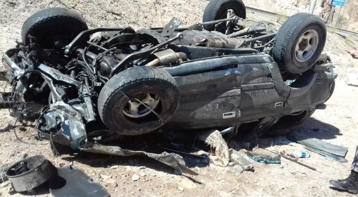 صورة حول : تدهور مركبة شحن على طريق وادي عربة صباح اليوم الثلاثاء تدهور مركبة شحن على طريق وادي عربة صباح اليوم الثلاثاء