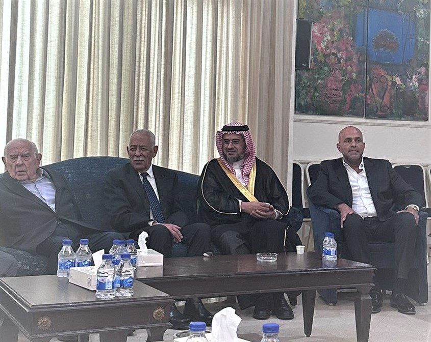 مندوبا عن الملك وولي العهد.... النابلسي واللواما والداوود والفاعوري والخريسات