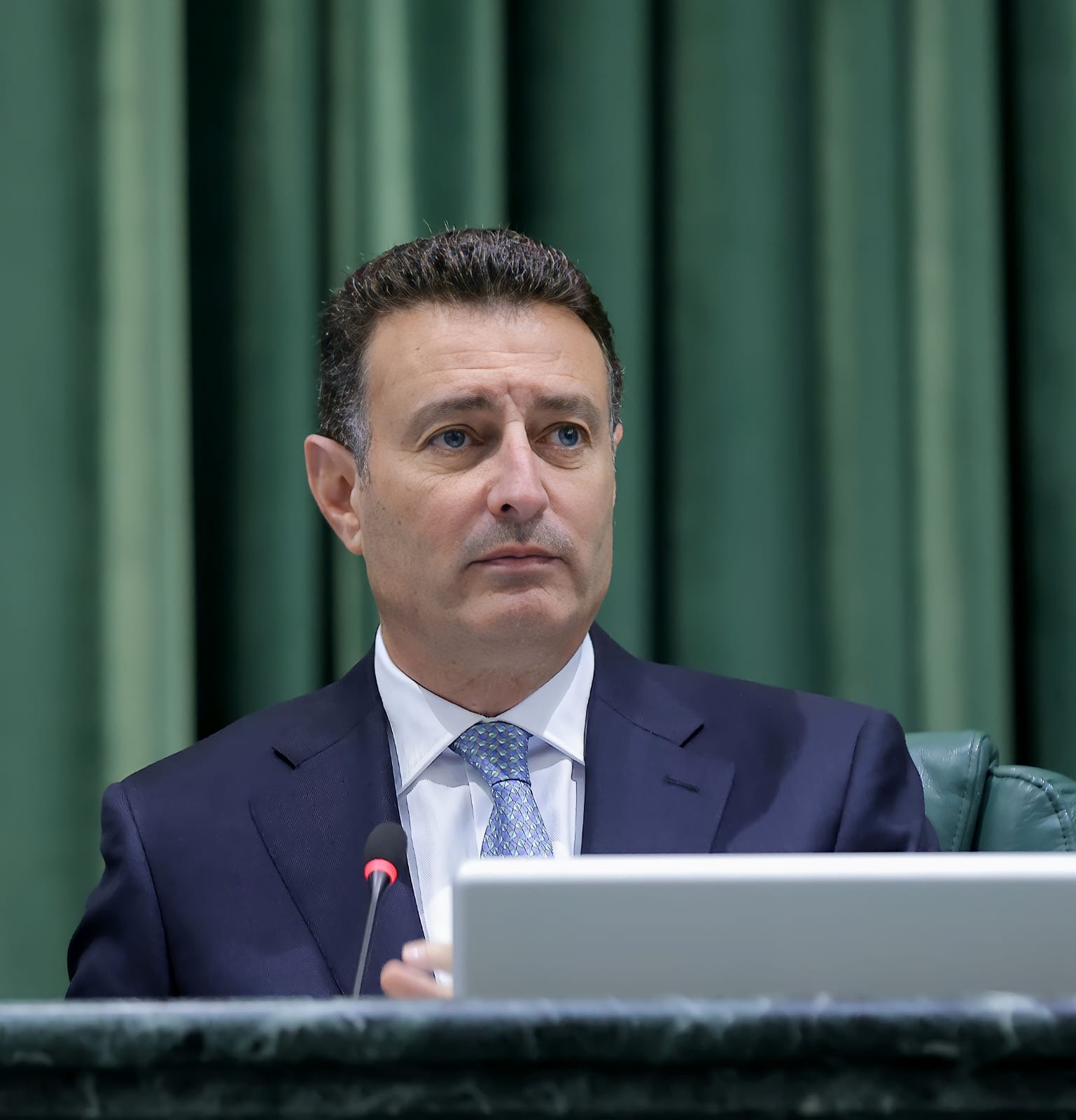 صورة حول : الصفدي يهنىء جلالة الملك وولي العهد بالعام الهجري الجديد. الصفدي يهنىء جلالة الملك وولي العهد بالعام الهجري الجديد.