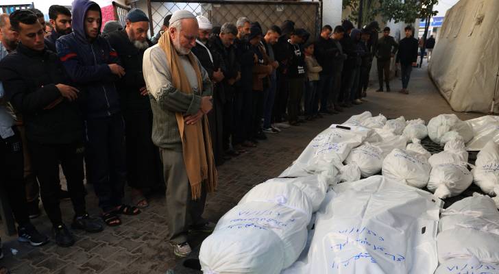 شهداء و جرحى لغارات متواصلة للجيش الإسرائيلي لمناطق مختلفة في قطاع غزة